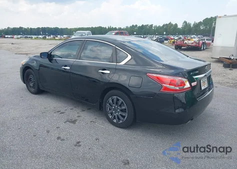 2013 Nissan Altima 2.5 S z USA, uszkodzony, nr VIN 1N4AL3AP7DC106755